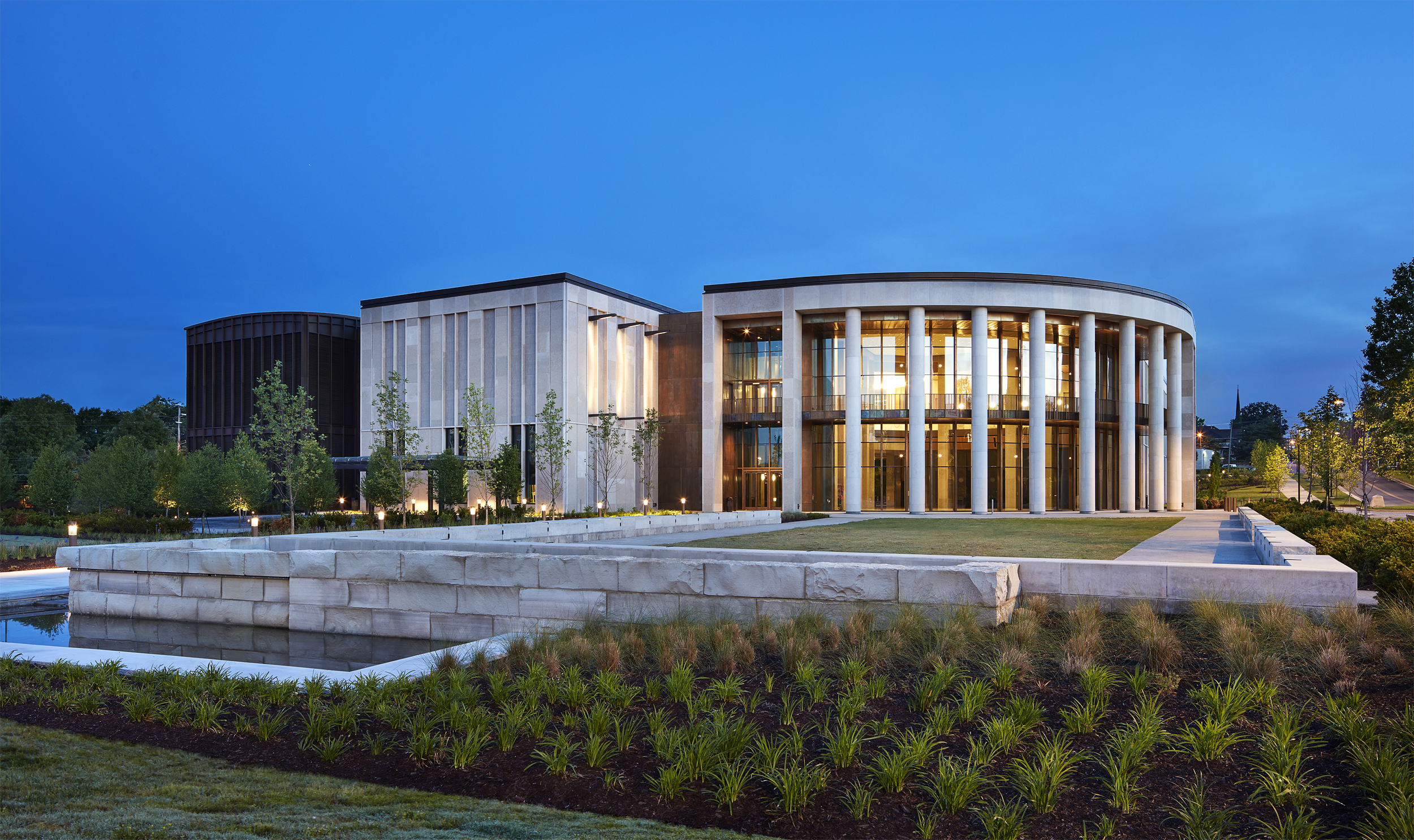 Tennessee State Museum at night